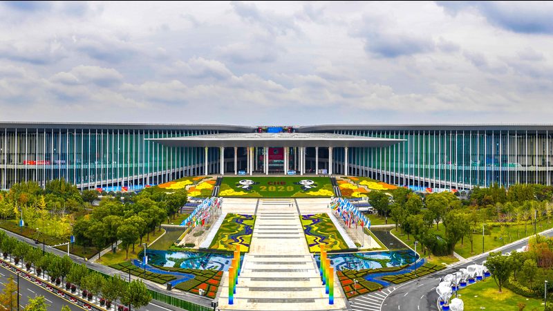桁架结构，搭建展览的骨架力量**
