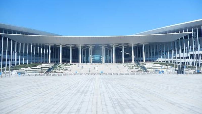 如何挑选高端展厅设计公司？揭秘其核心要素与标准